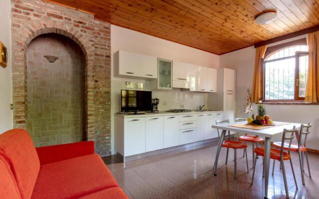 Villa Mariarosa Apartments