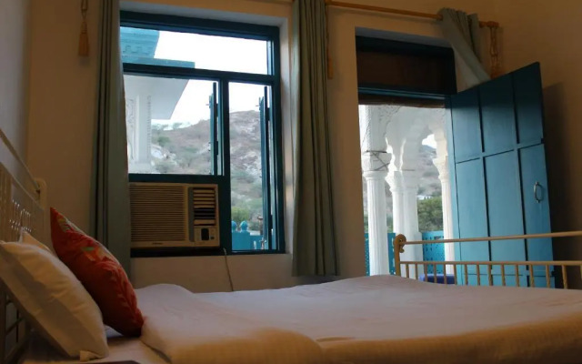 Joey's Hostel