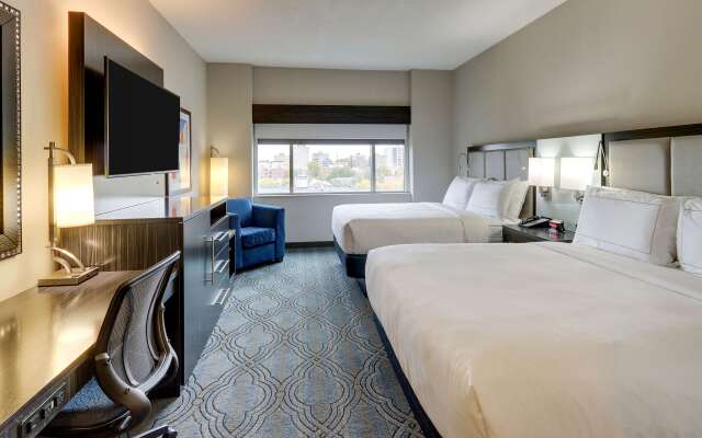 DoubleTree by Hilton St. Louis Forest Park