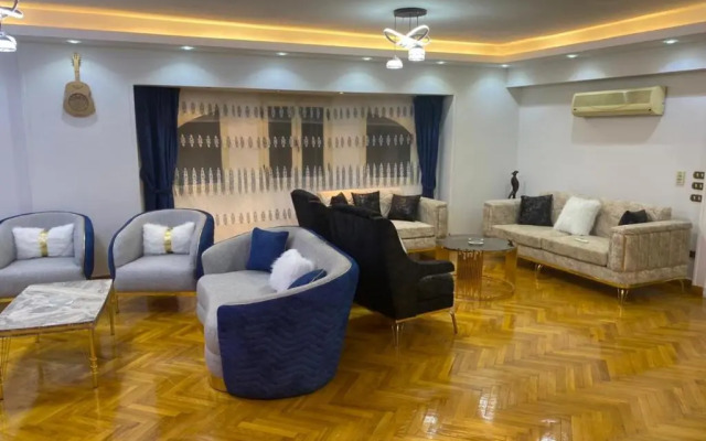 شقة عباس العقاد