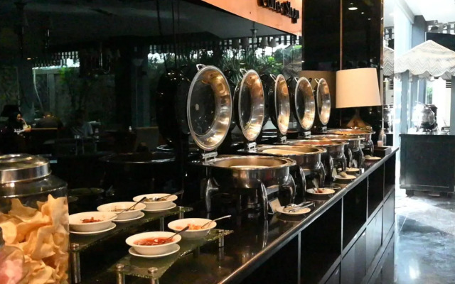 Amaroossa Cosmo Jakarta