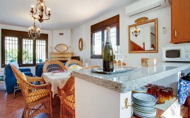 Delightful Villa in Villamena With Private Pool