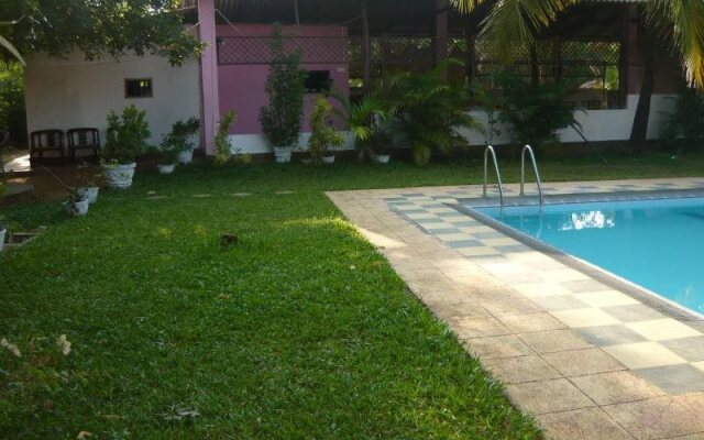Sunrise Holiday Resort