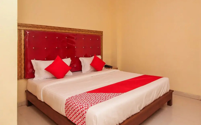 OYO 7343 Al Shareef Palace