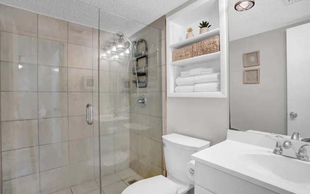 Seaside Beach & Racquet 5917