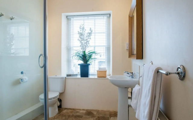The Bear Hotel, Crickhowell