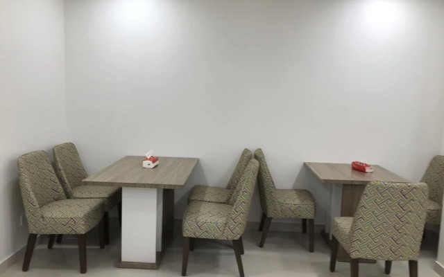 OYO 409 Enjaz Inn
