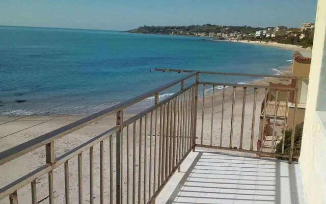 Appartamento Con Terrazza Sul Mare