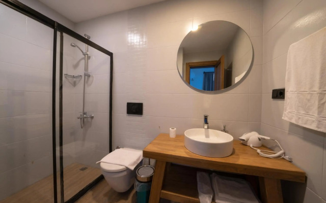 Zumrut Cirali Butik Otel