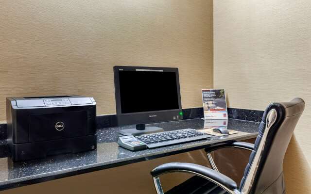 Comfort Suites Escanaba