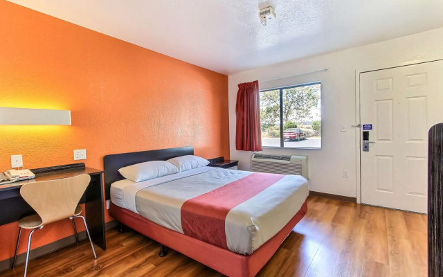 Motel 6 Watsonville, CA - Monterey Area