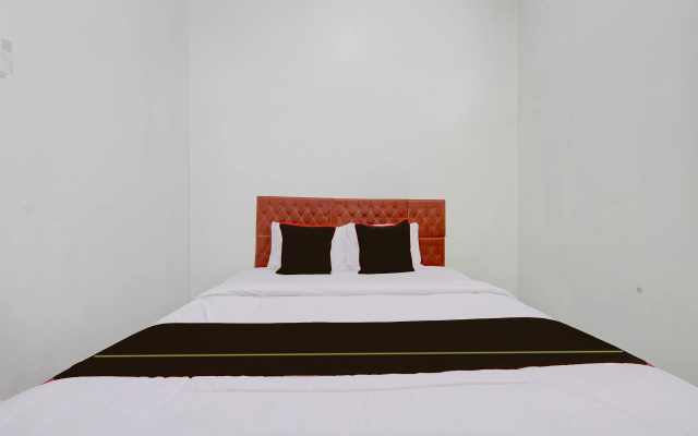 Hotel O Mirza Guesthouse Syariah – Guest Rooms – Sleman