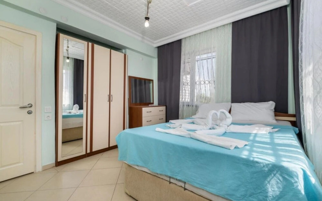 Capacious Villa With Private Pool in Antalya