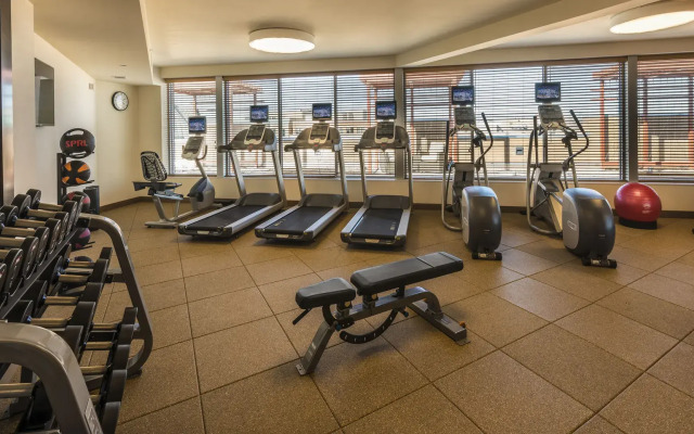 Hilton Garden Inn Alexandria Old Town National Harbor