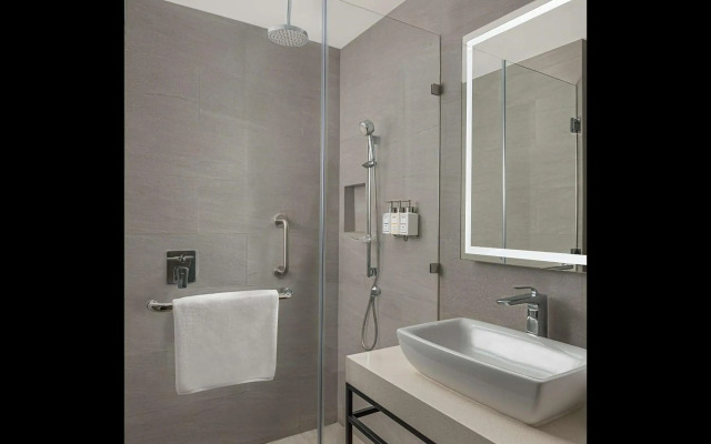 Park Inn By Radisson Bacolod