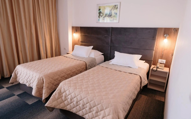 Hotel Slavija