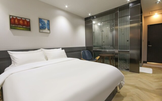 Hotel The Vizit Jeonju