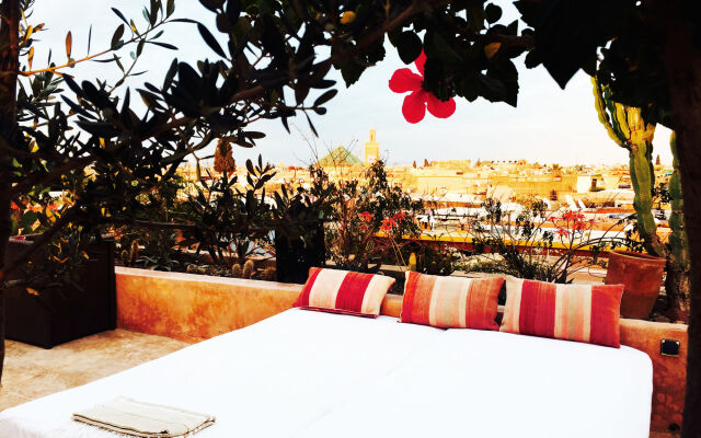 Riad 144