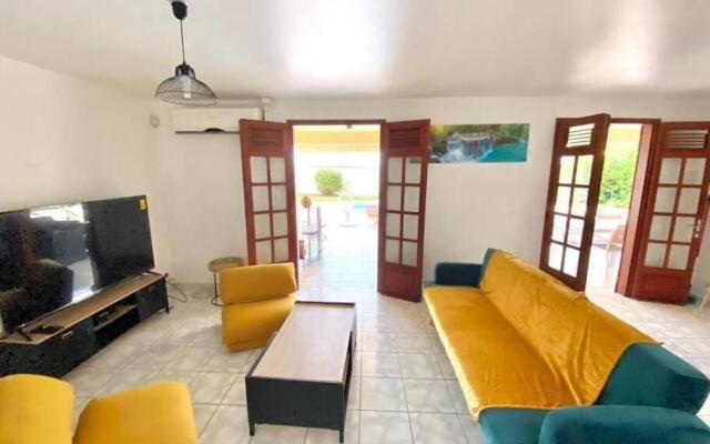 Villa Kajoline à Petit-Bourg