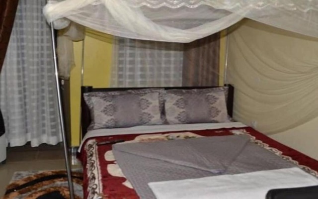 Strikers Hotel