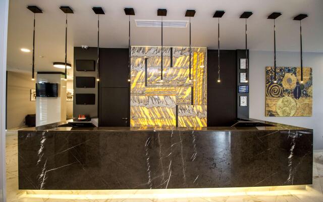 Best Western Plus Premium Inn