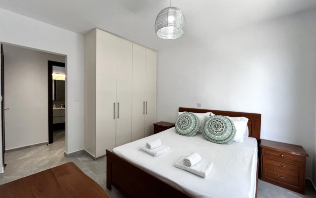 02 LIM - Stay Neo Coast Apartment