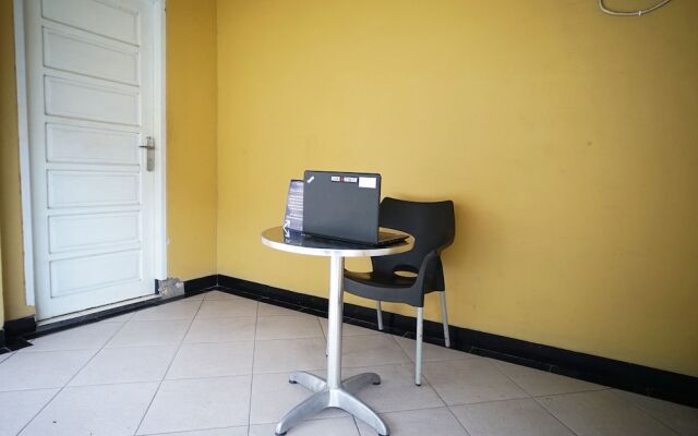 Marzan Syariah Guest House by OYO Rooms