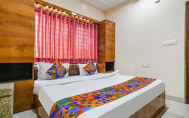 Collection O 70306 New Royal Palace