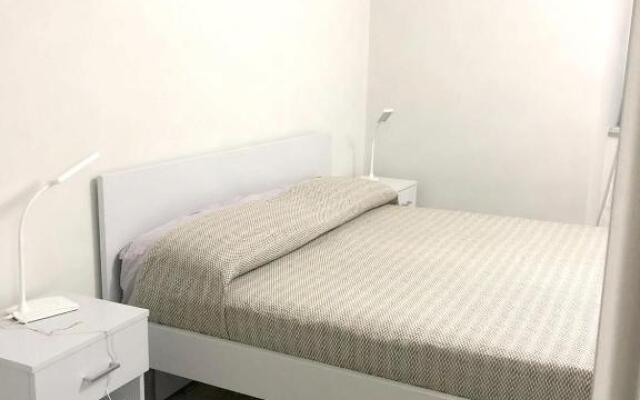 One bedroom appartement with wifi at Napoli
