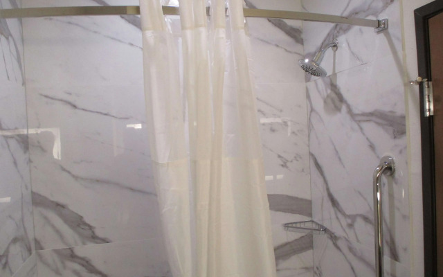 Best Western Plus Chickasha Inn