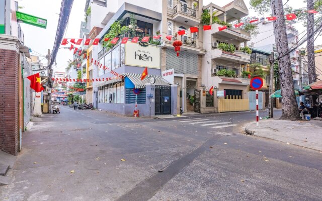 Cozrum Homes - Aurora House