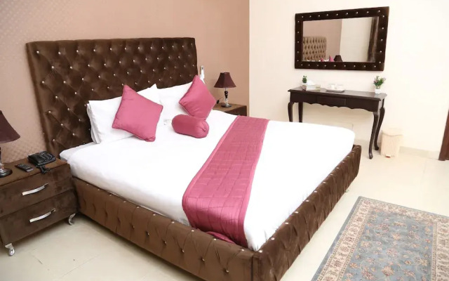 Westin Suites Guest House