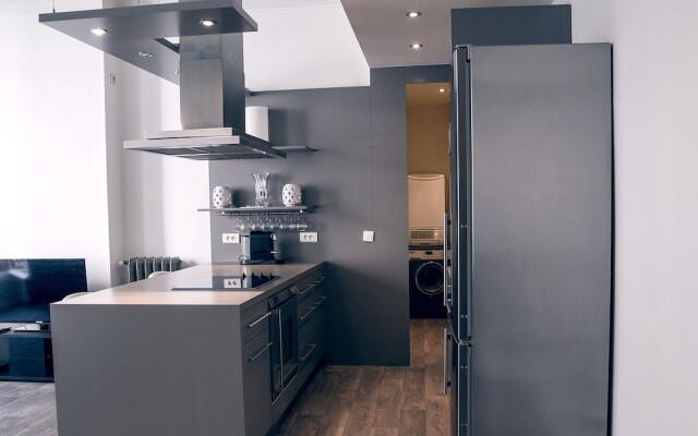 Pelican Stay - Apt near Champs Elysees