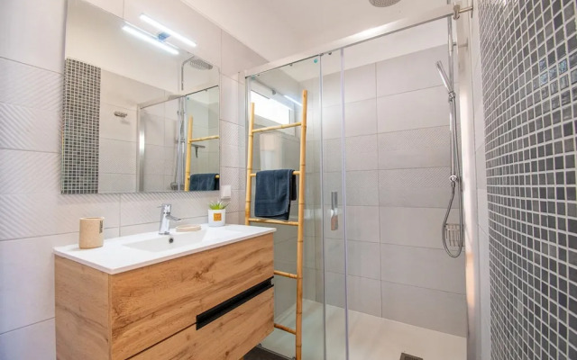 99 ADM Casa Mendes Fabulous Townhouse With Share