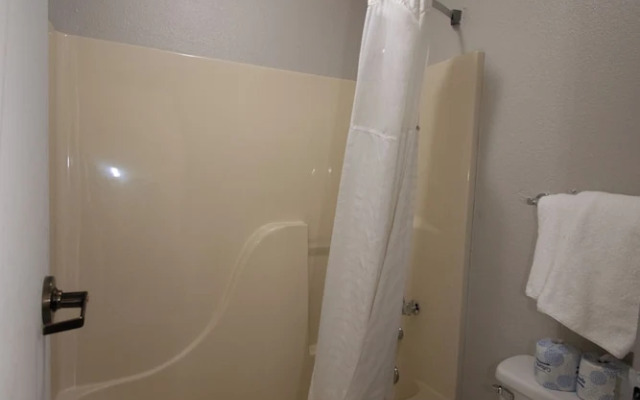 Days Inn by Wyndham Caddo Valley Arkadelphia