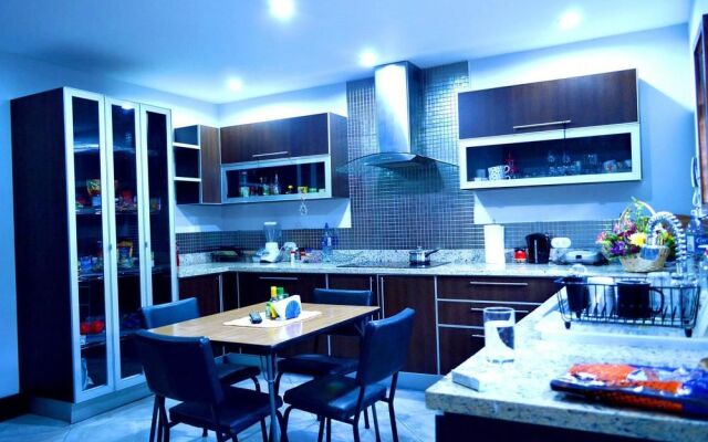 Nest Hotel B & B