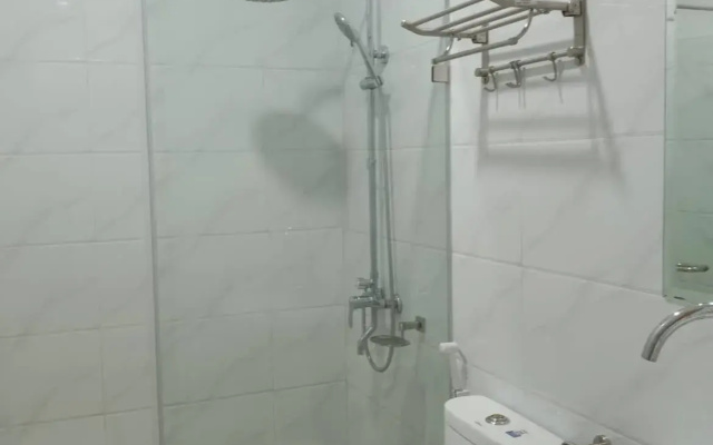 Meaco Royal Hotel- Lucena
