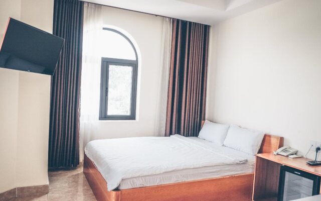 Green Hotel Vinh Loc