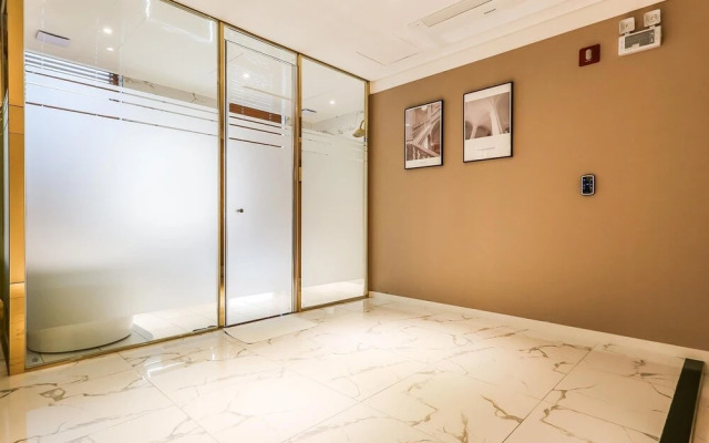 Cheongju The King Hotel