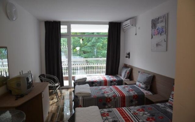 Hotel Neva