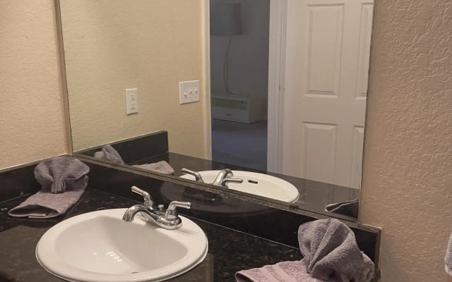 ITC4401 3 Bedroom/2 Bath, Davenport, US