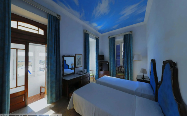 Hotel Castille