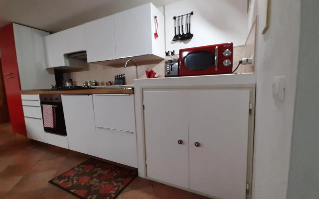 Movie Star Apartment with garden