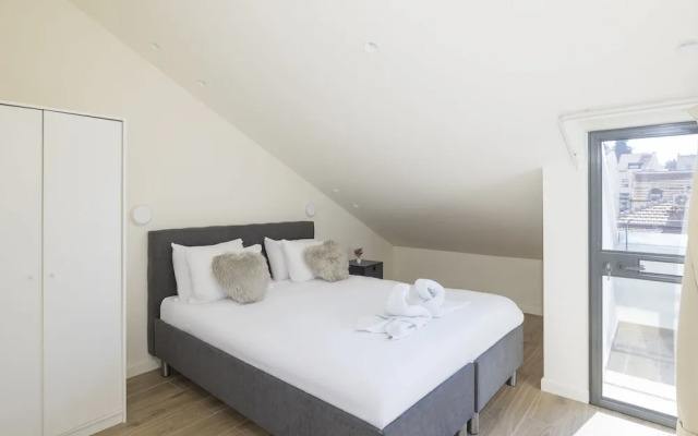 The Pearl of Nachlaot Apartments