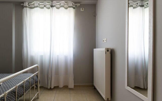 Elise Apartment Airport by Airstay