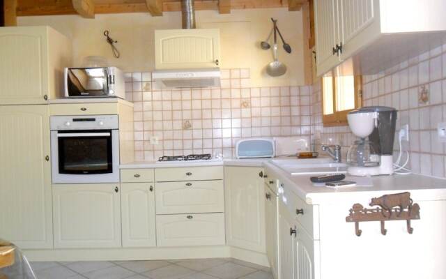 Apartment With 2 Bedrooms in Hauteluce, With Wonderful Mountain View,