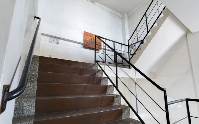 OYO 425 Residences By Sirc (Vaccinated Staff)