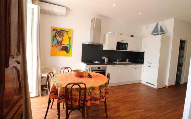 Luxury 1 Bedroom Quai St Pierre 2 Mins From The Palais And Croisette 269 Apartments