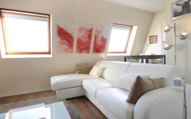 Friendly Rentals Gare du Nord View Apartment