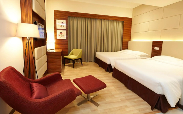 Hotel Six Seasons
